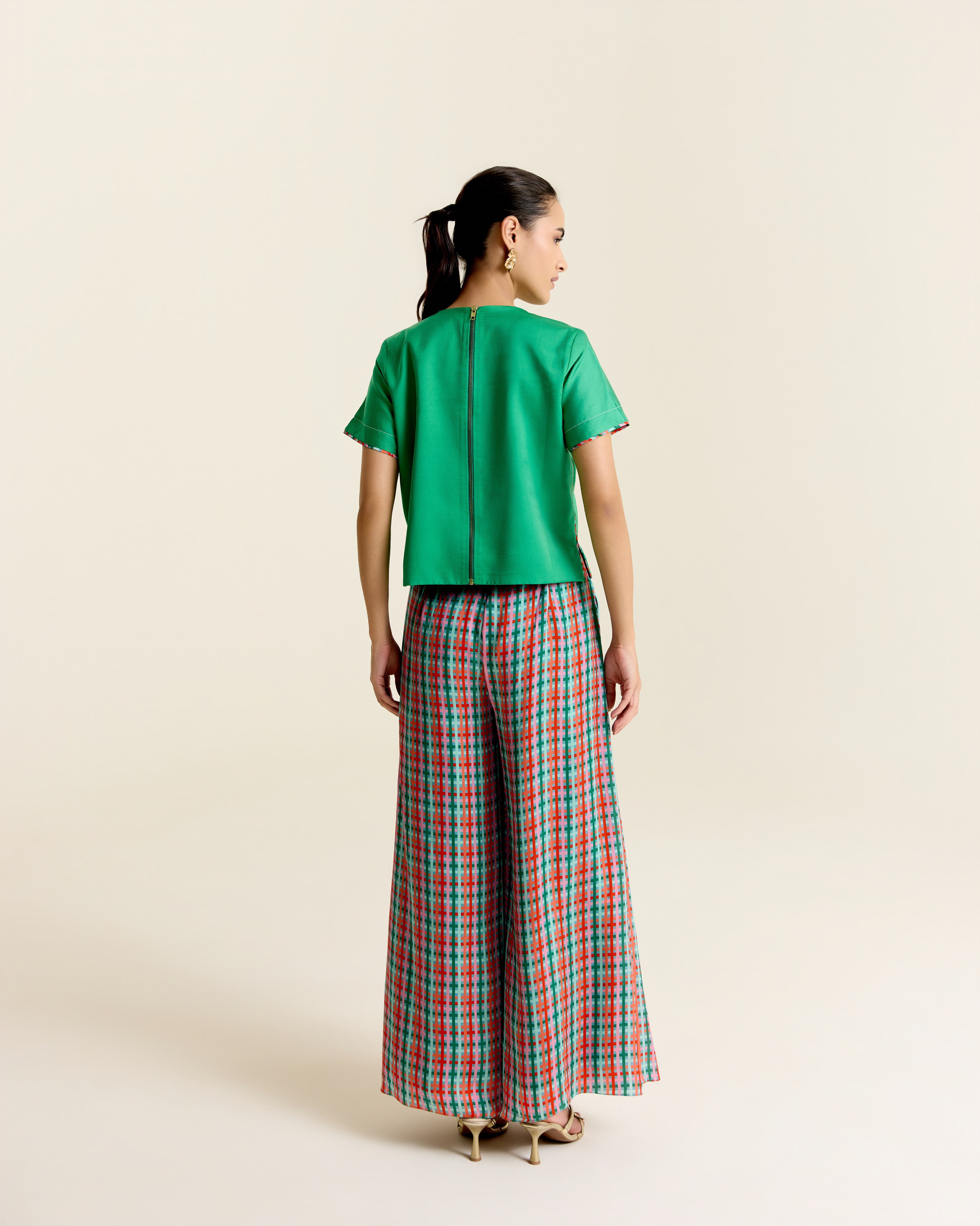 MINT CROP TOP