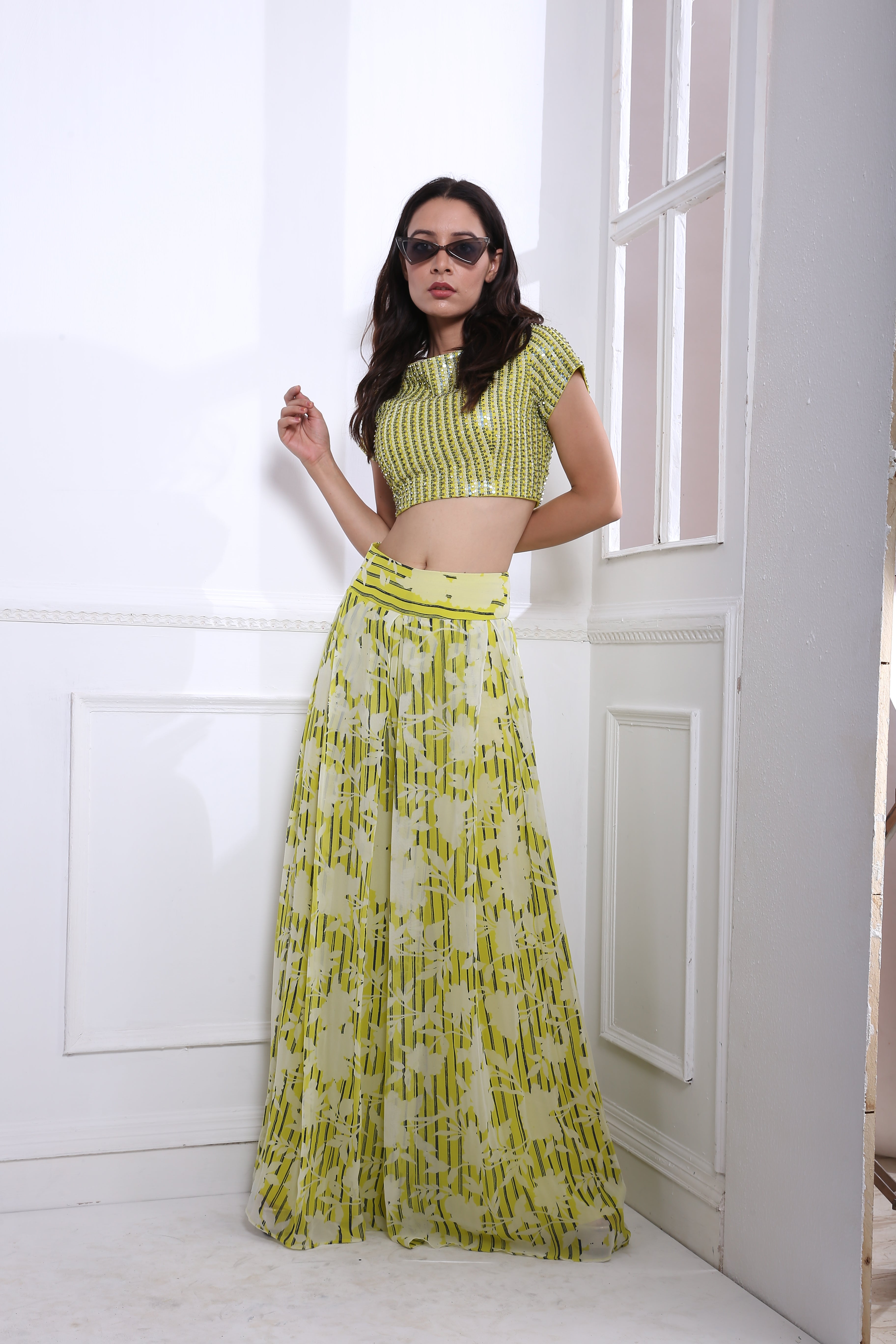 STRIPED FLORAL TROUSER CROP TOP