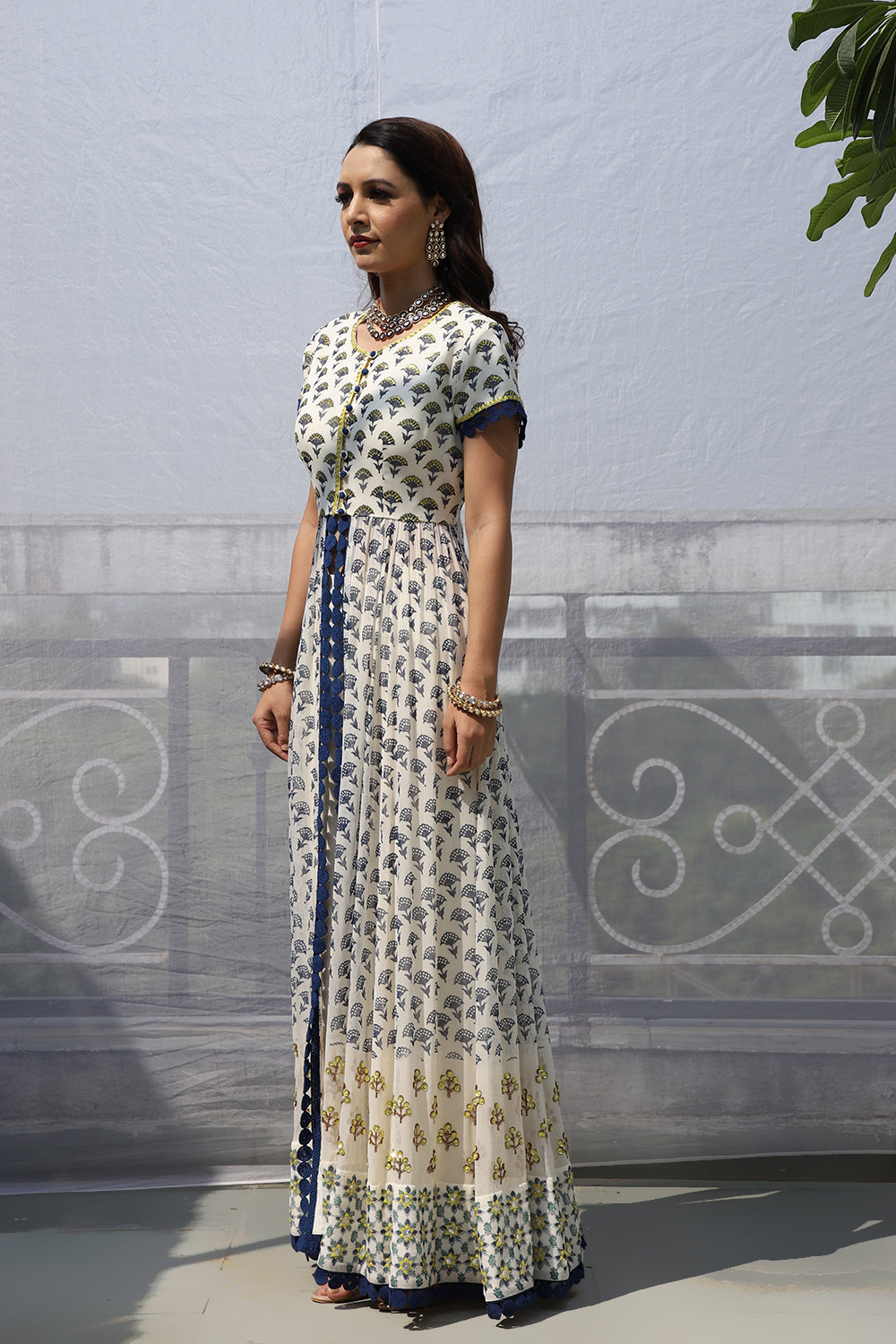 WHITE STAR MOTIF FRONT OPEN ANARKALI SET