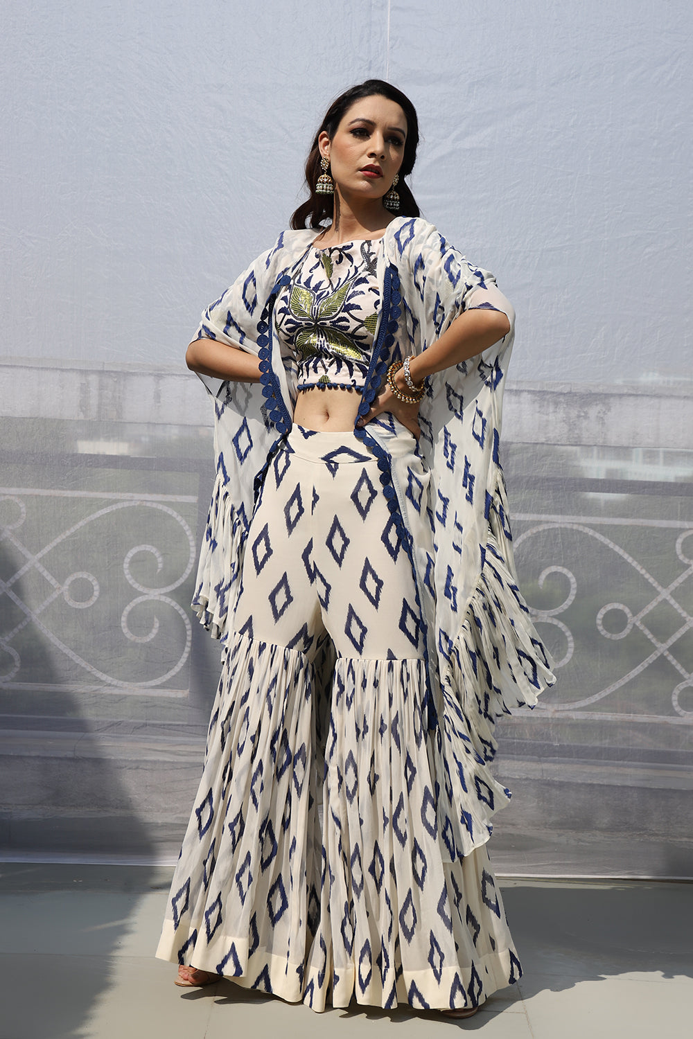 OFF WHITE DIAMOND MOTIF SHARARA SET