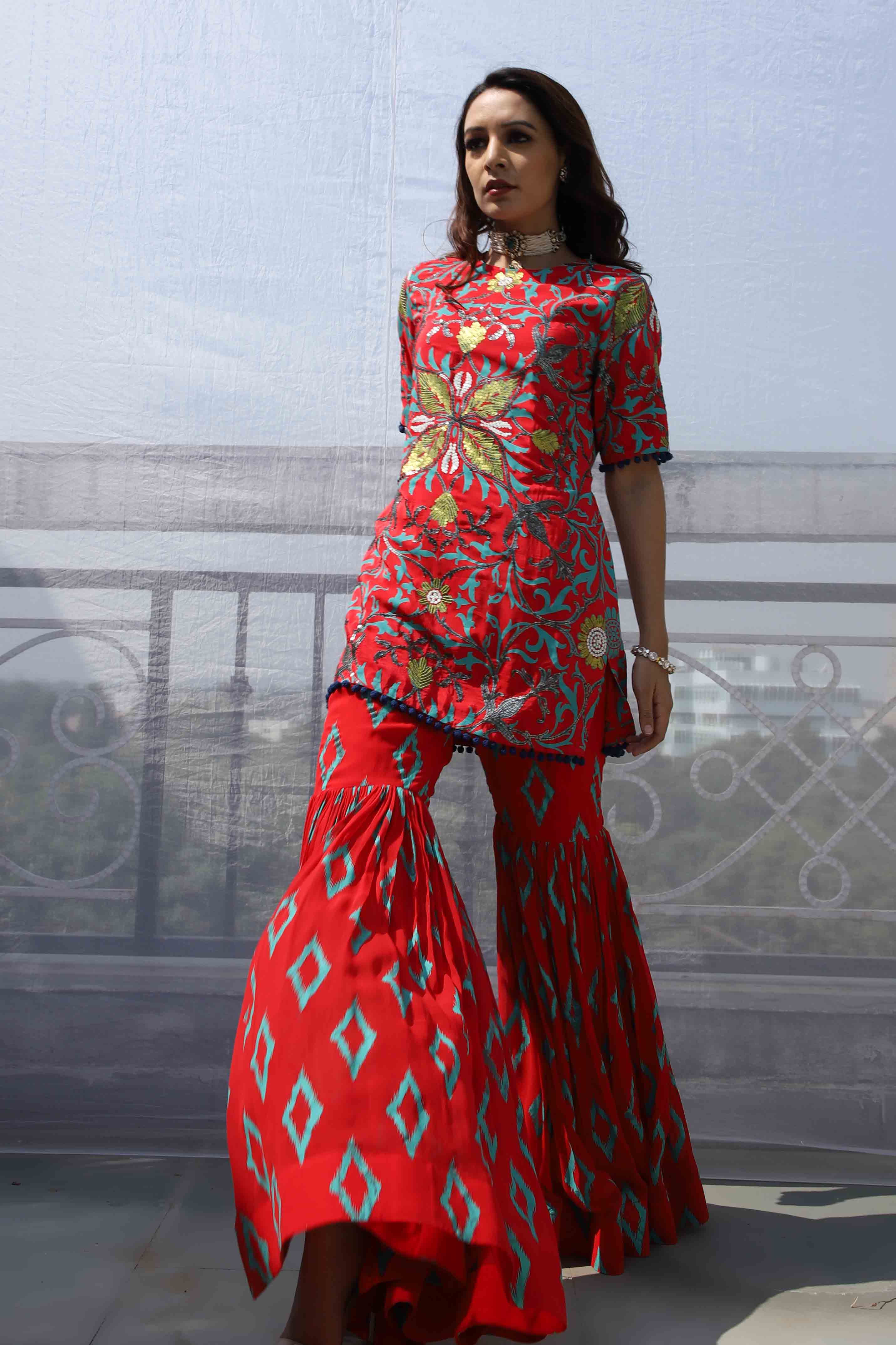 RED DIAMOND MOTIF SHARARA SET