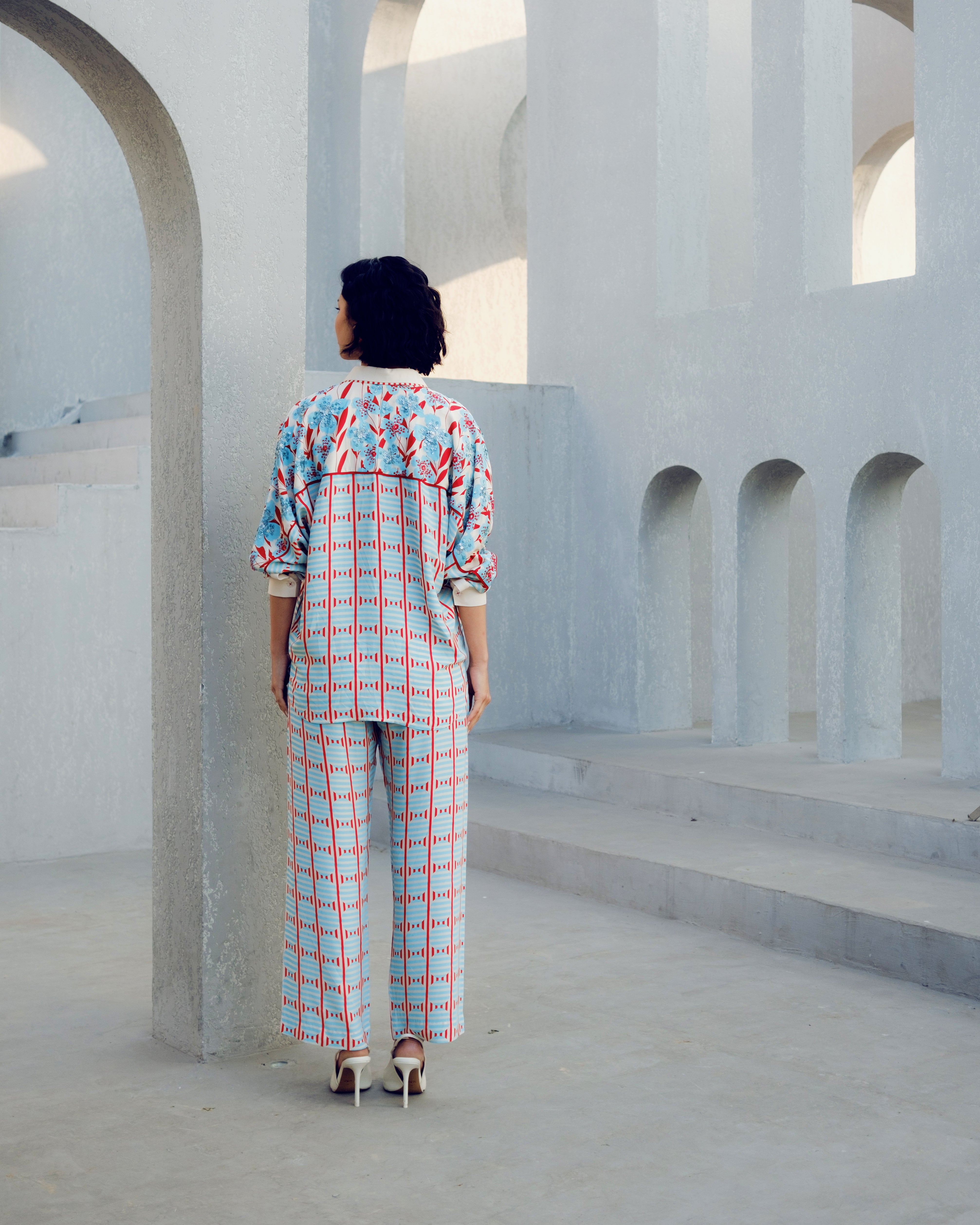 WHITE PRINT PLAY KIMONO