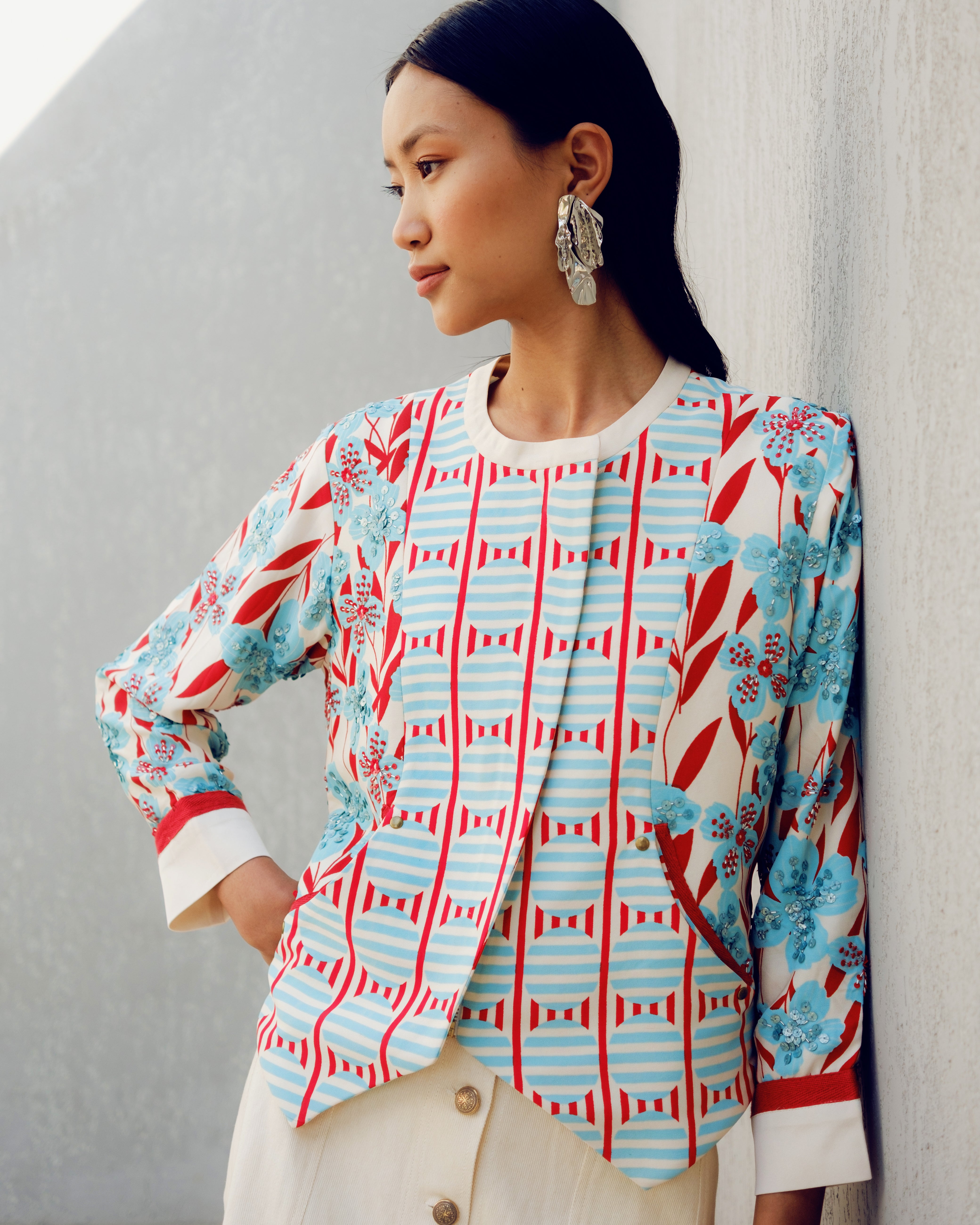 WHITE PRINT PLAY JACKET