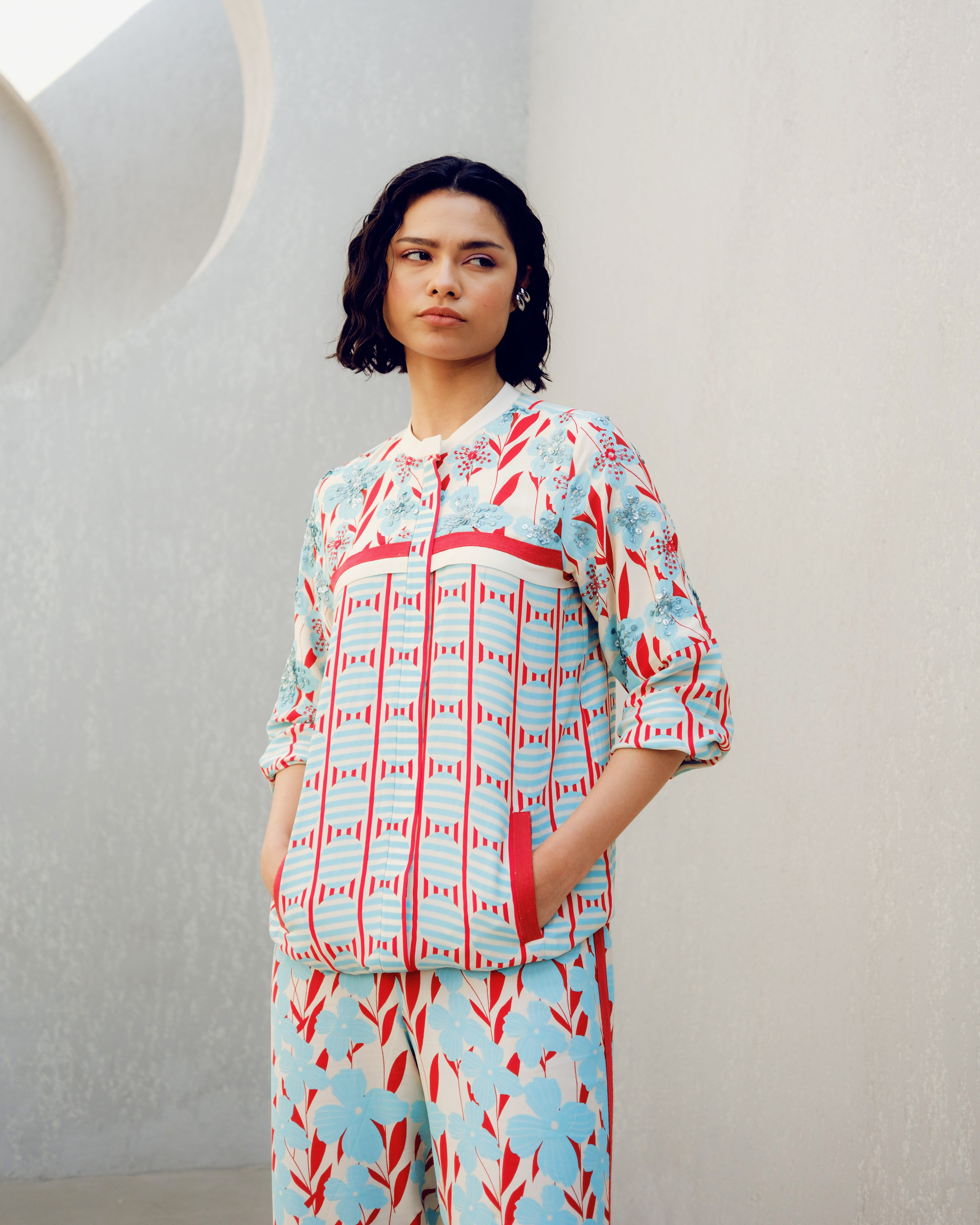 WHITE PRINT PLAY TRACK SUIT