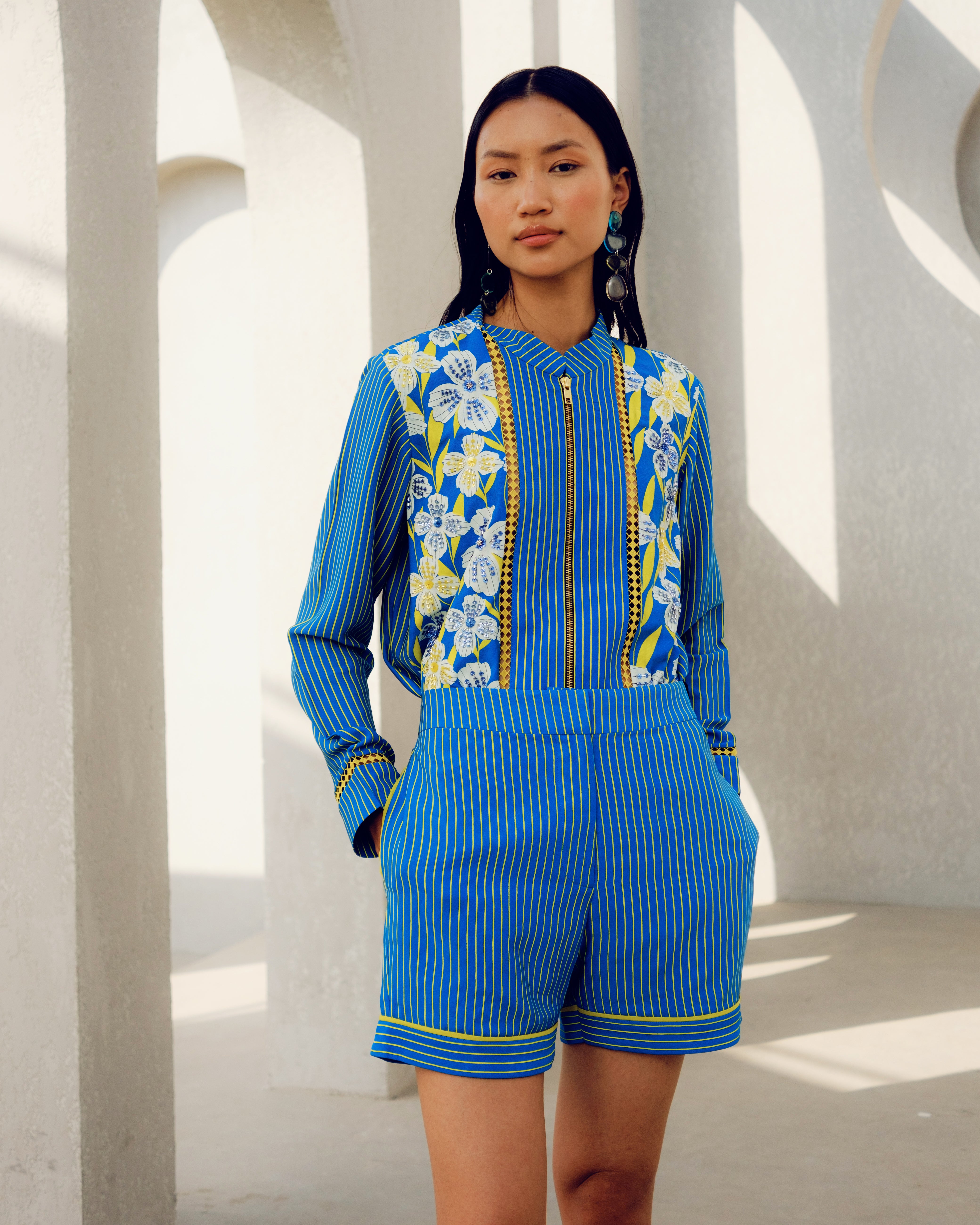 BLUE STRIPE SHORTS
