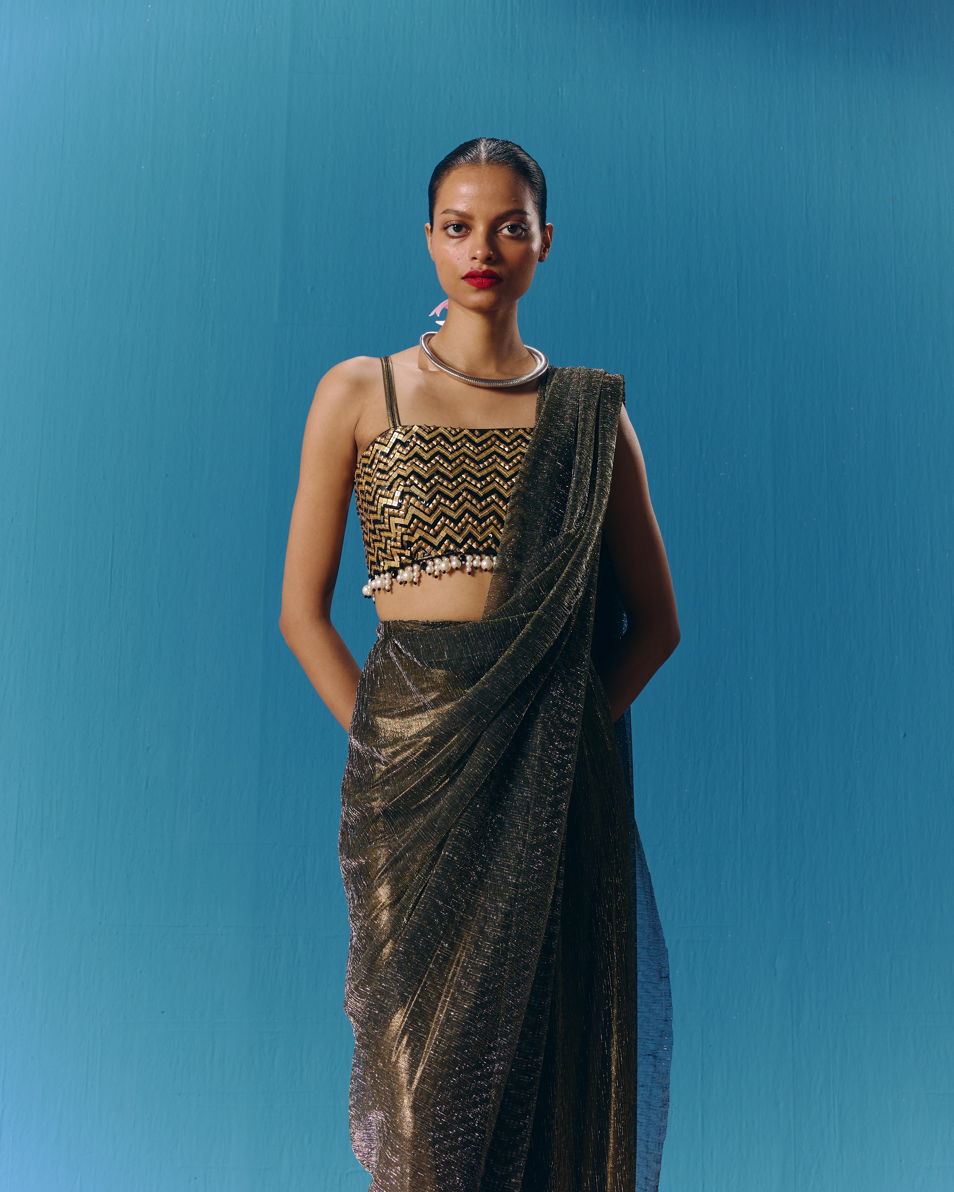 The Nox Sari