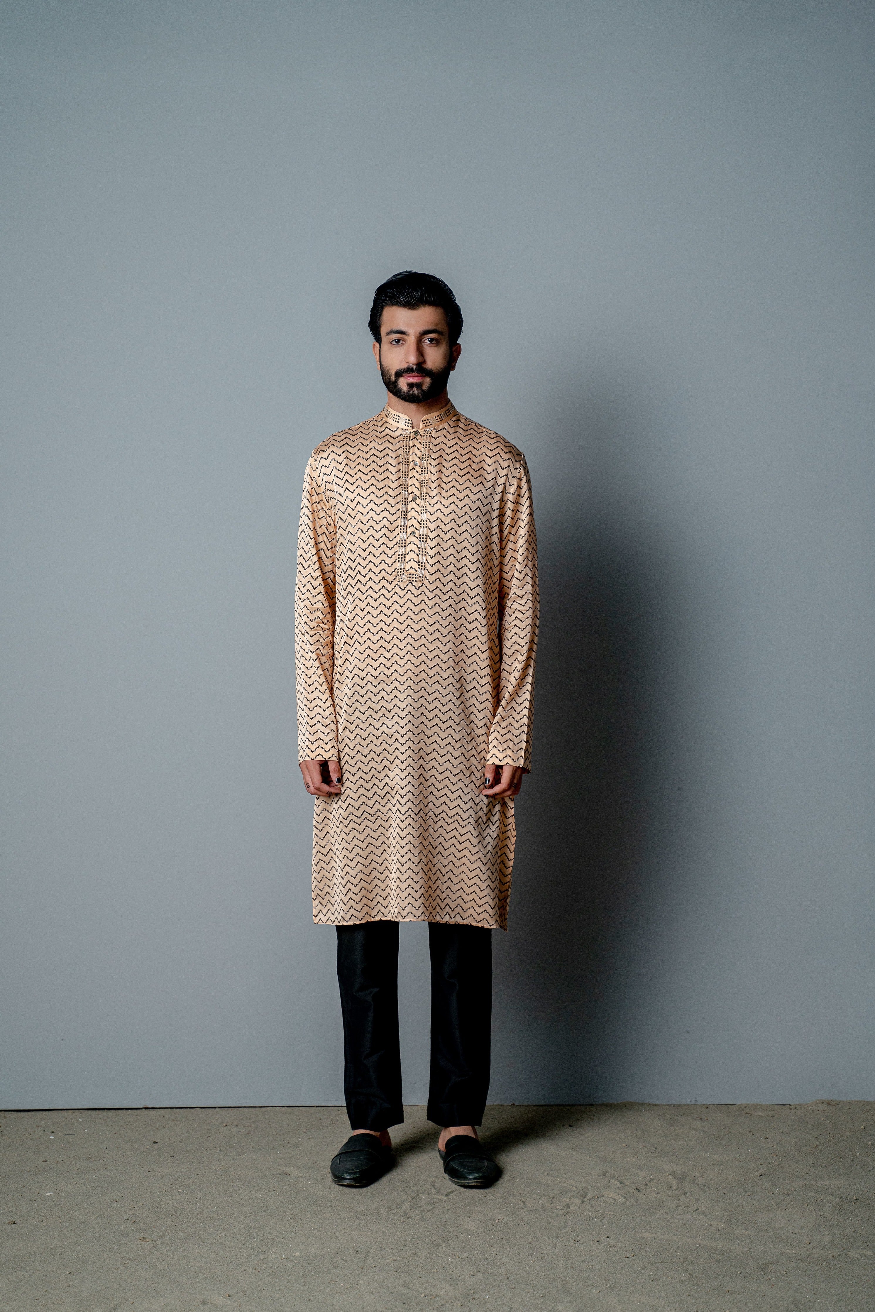 NUDE ZIG ZAG KURTA SET