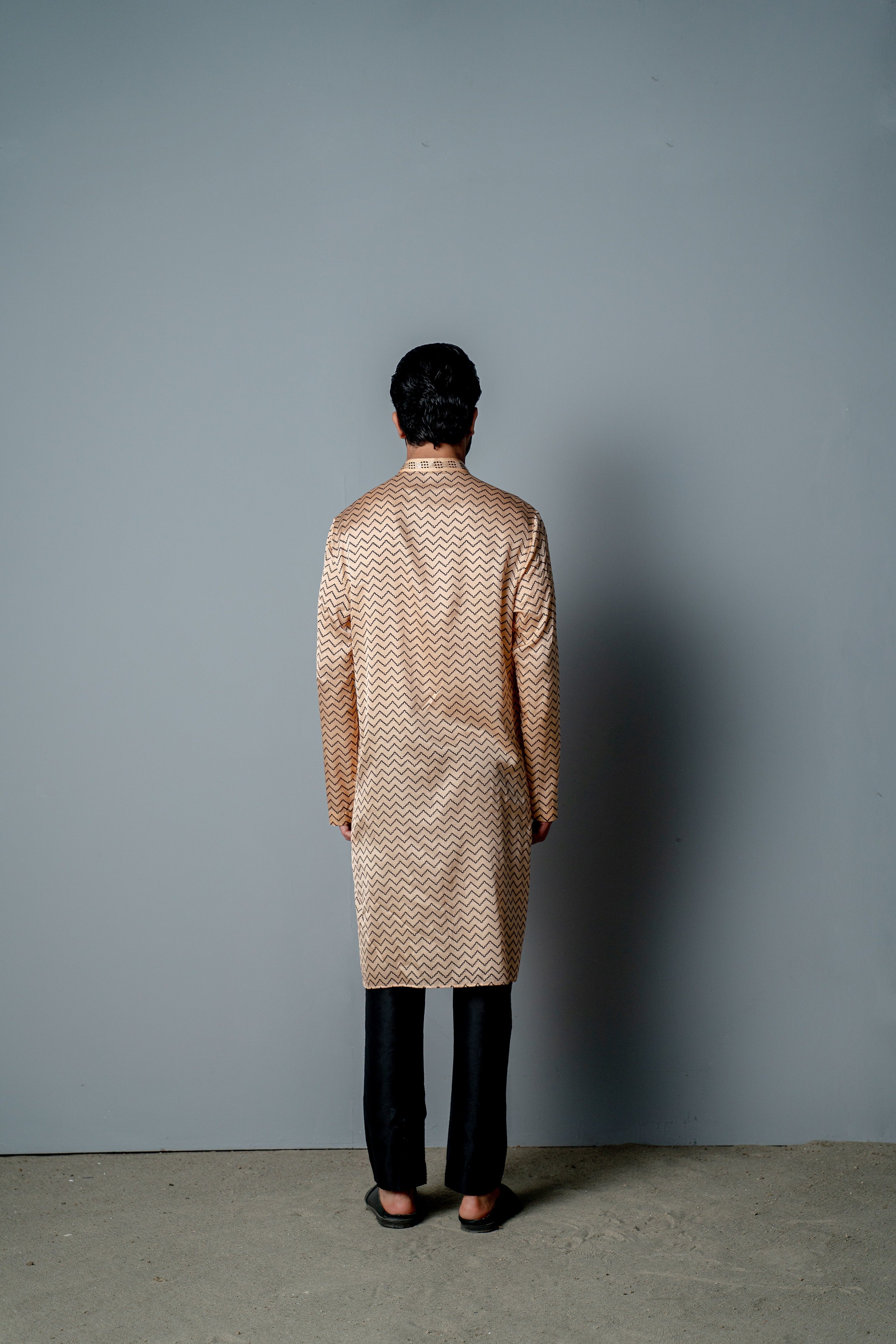 NUDE ZIG ZAG KURTA SET