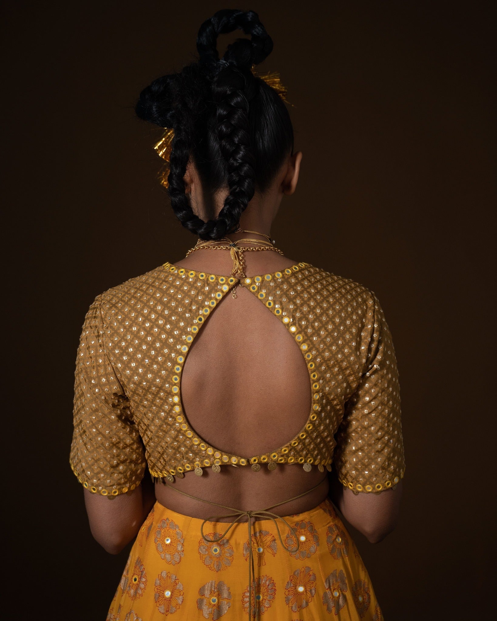 KASUNDI LEHNGA