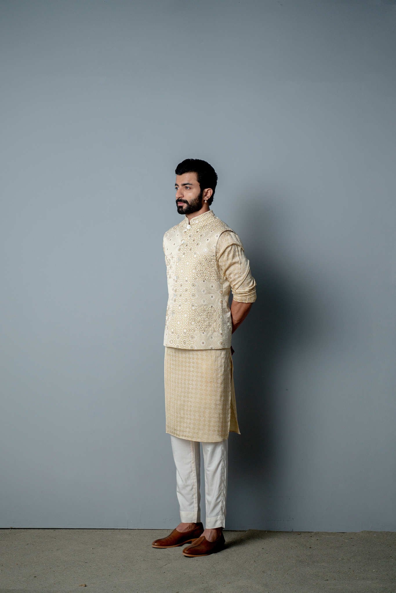 IVORY JAAL BUNDI SET