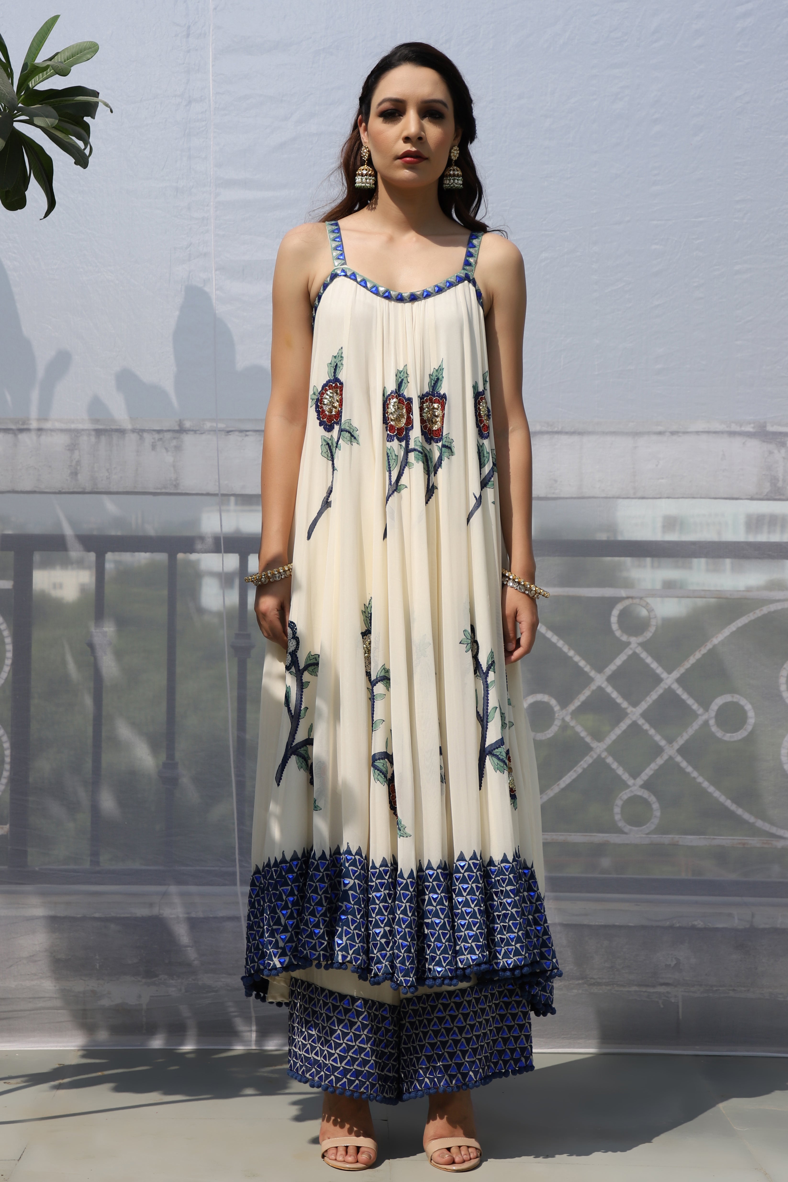 OFF WHITE BIG FLOWER BOOTA STRAP ANARKALI SET