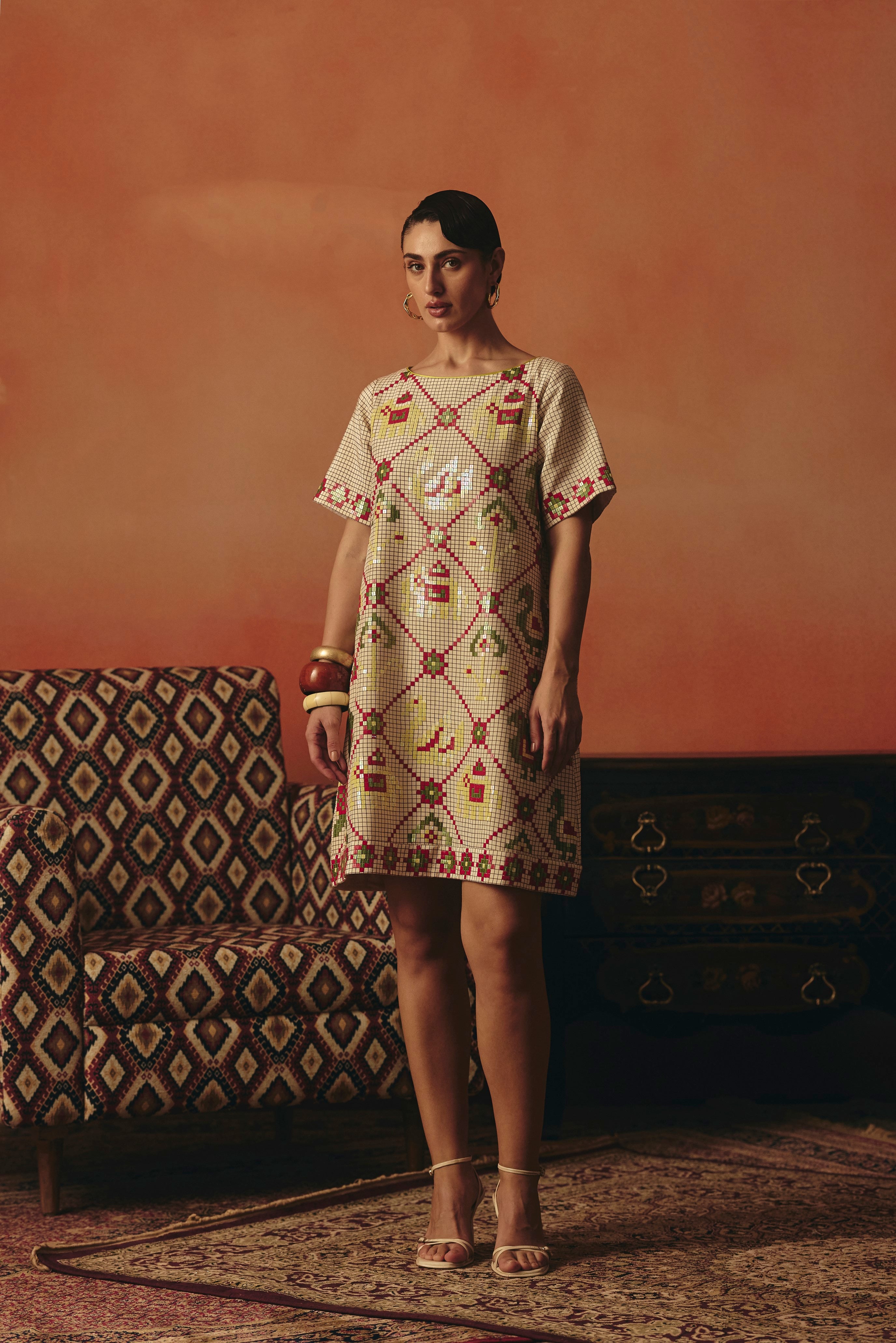 TOTA MAINA DRESS
