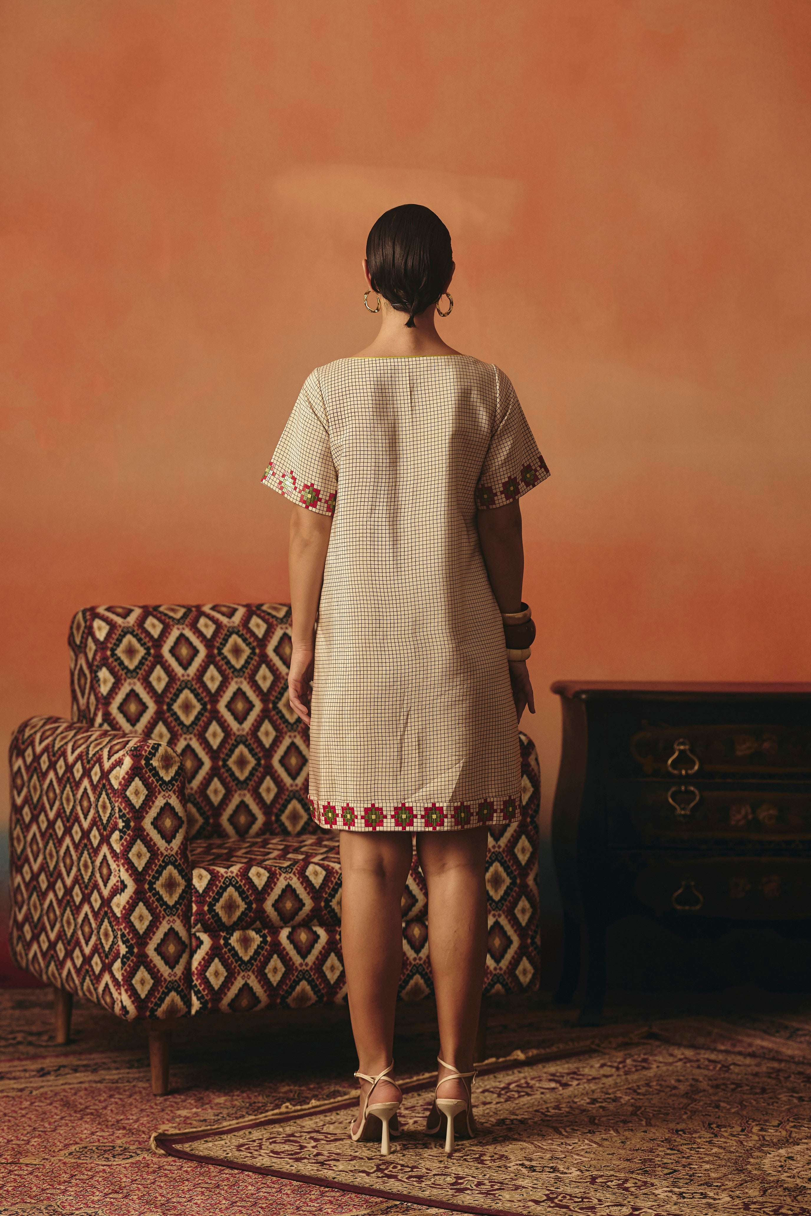 TOTA MAINA DRESS