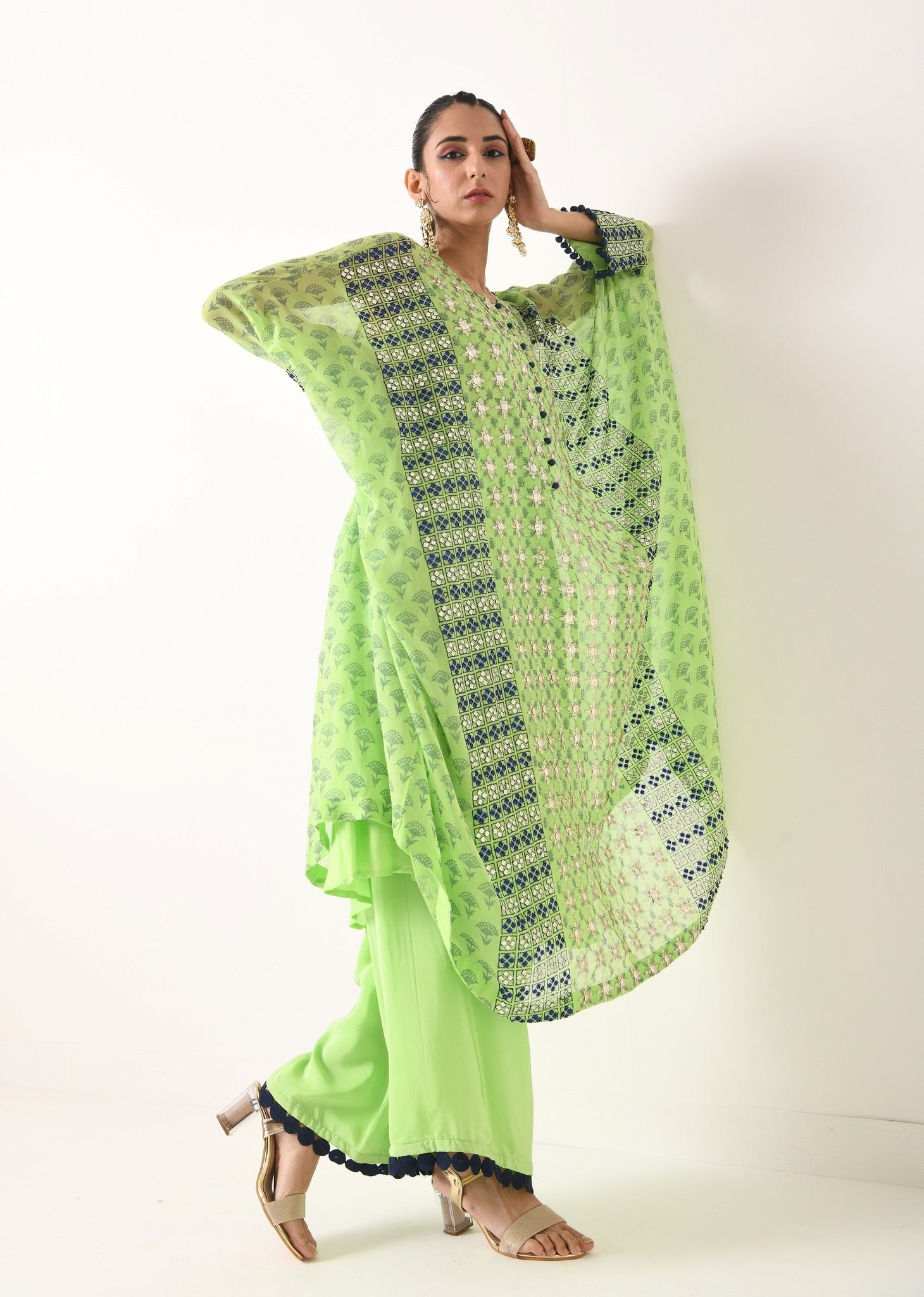 MINT STAR MOFIT CUFFED KAFTAN SET