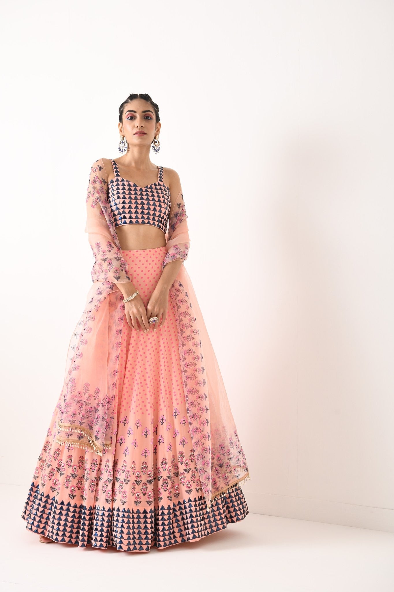 BLUSH PINK TRIANGLE MOTIF THREE BORDER LEHNGA