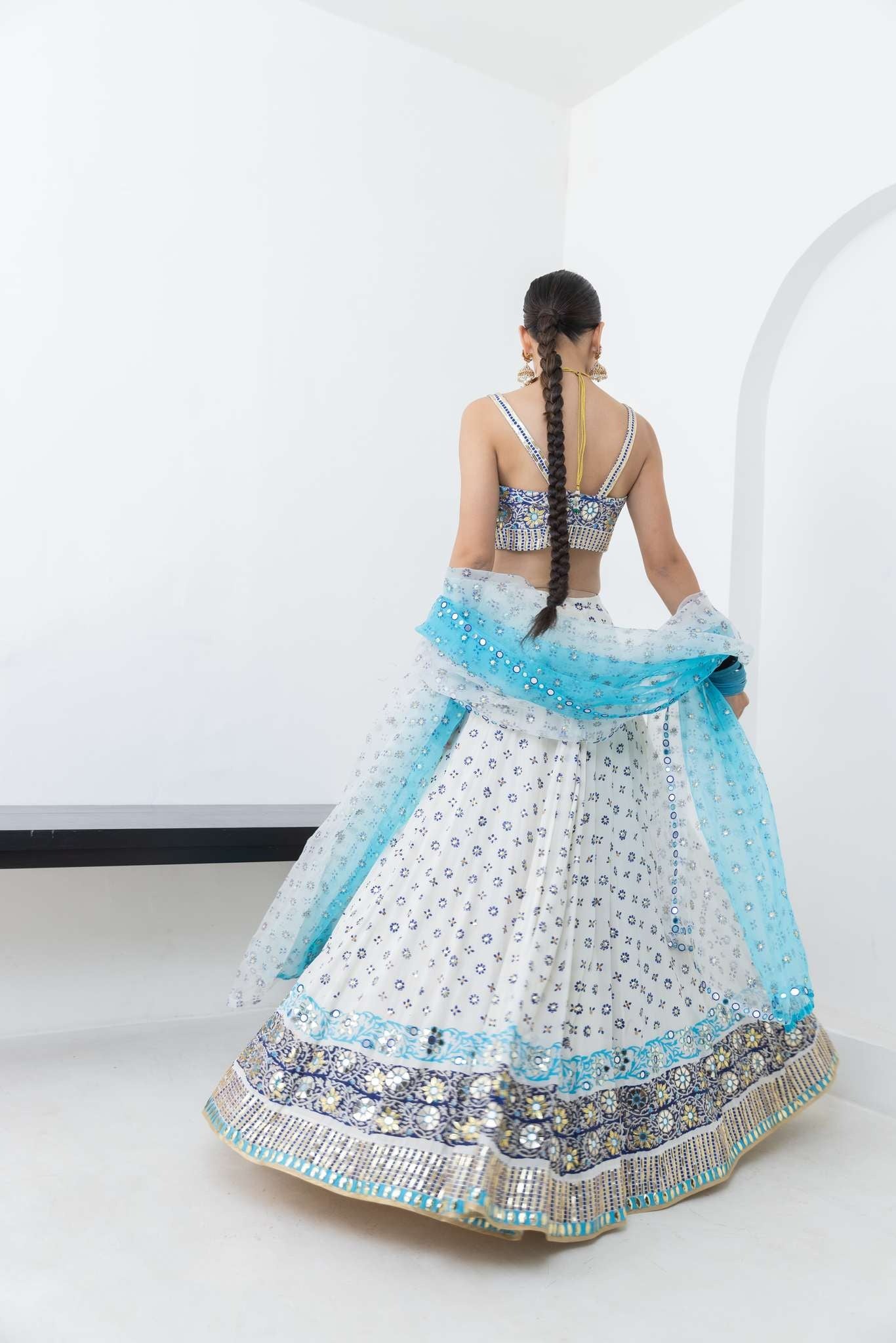 RAATRAANI LEHNGA