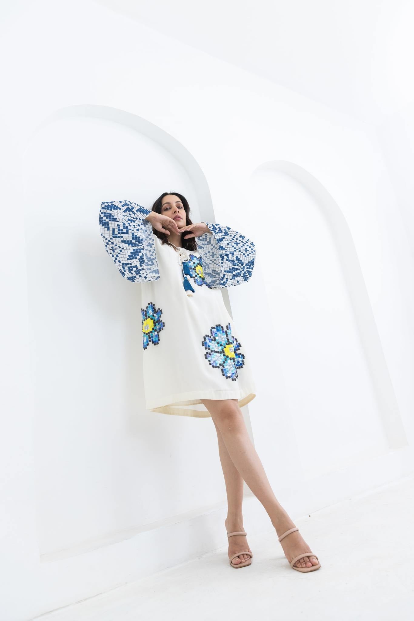 WHITE SUNFLOWER DRESS