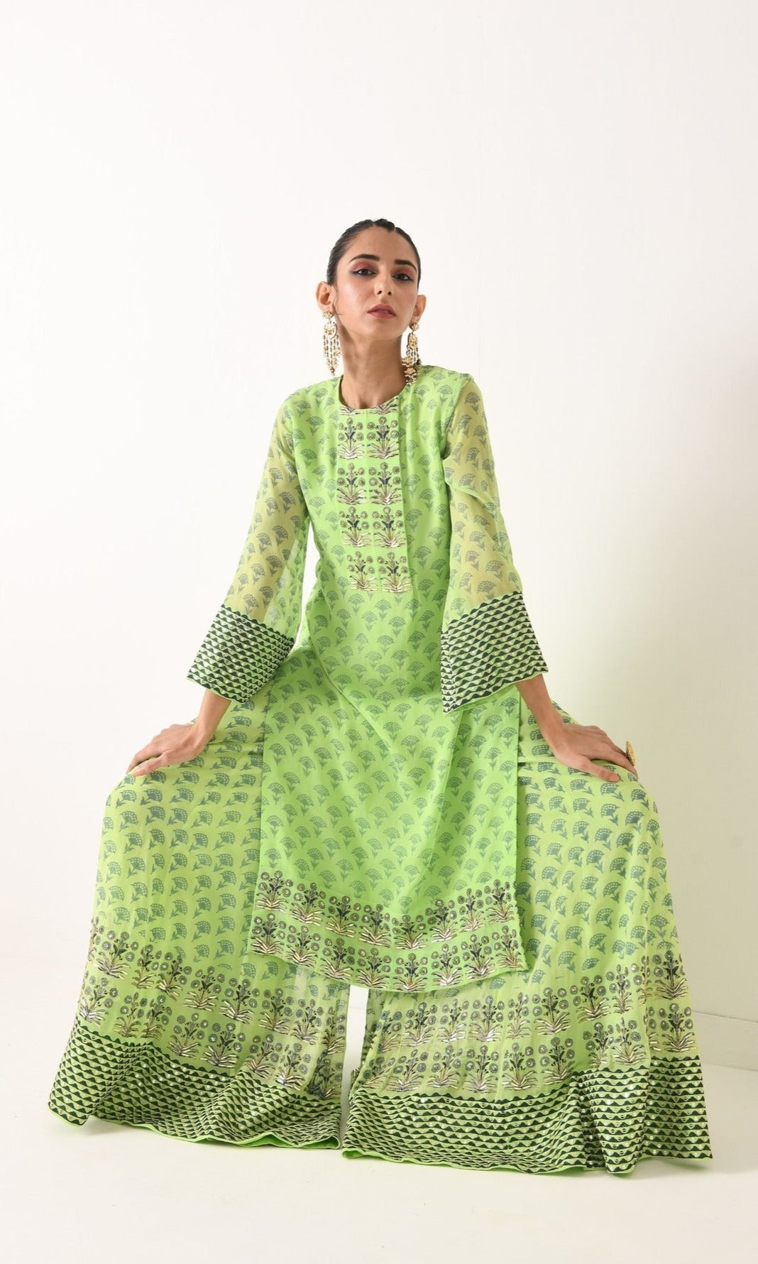 MINT FLOWER MOTIF SHARARA SET