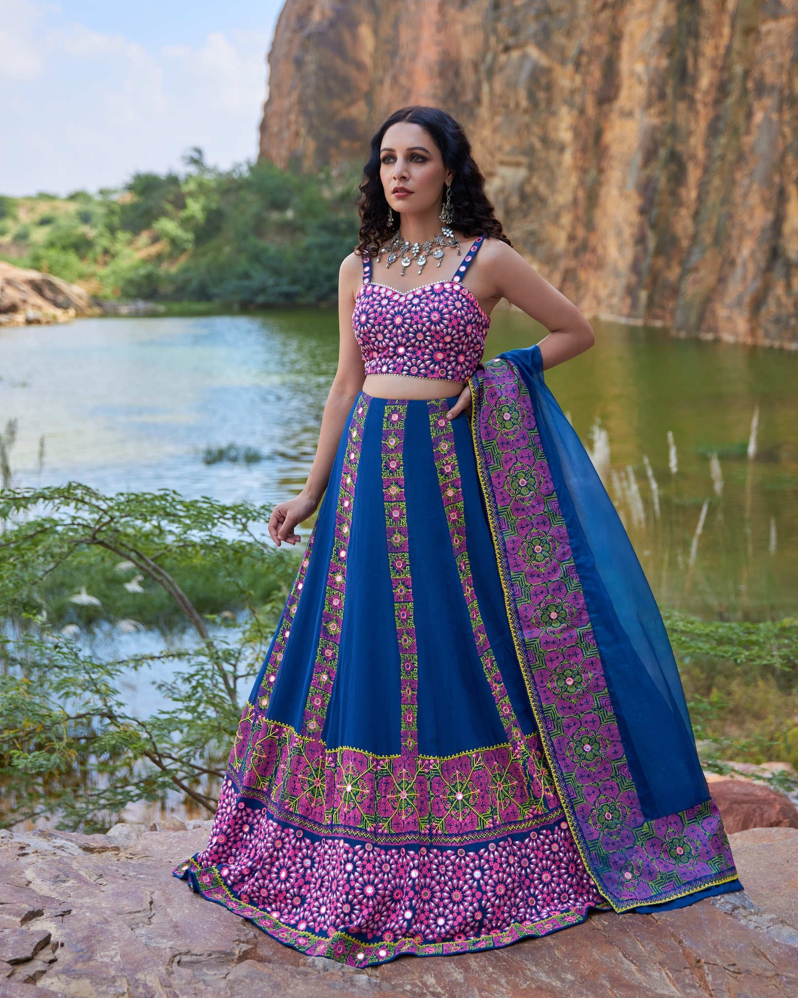 KUTCH BLUE LINEAR LEHNGA SET