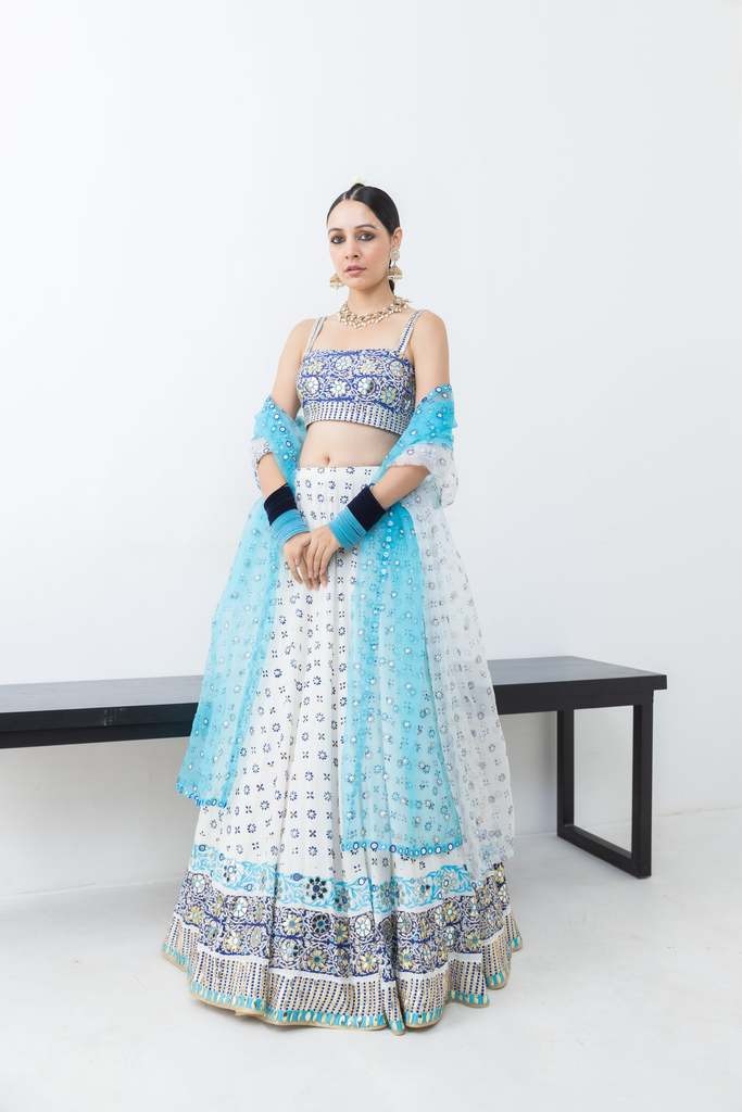 RAATRAANI LEHNGA