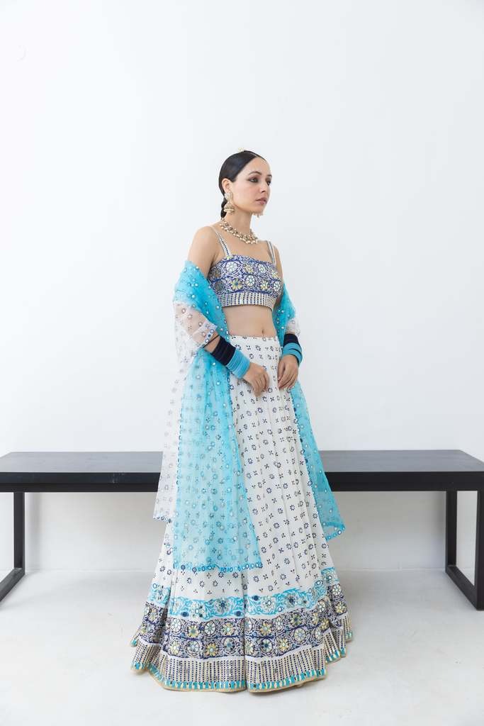 RAATRAANI LEHNGA