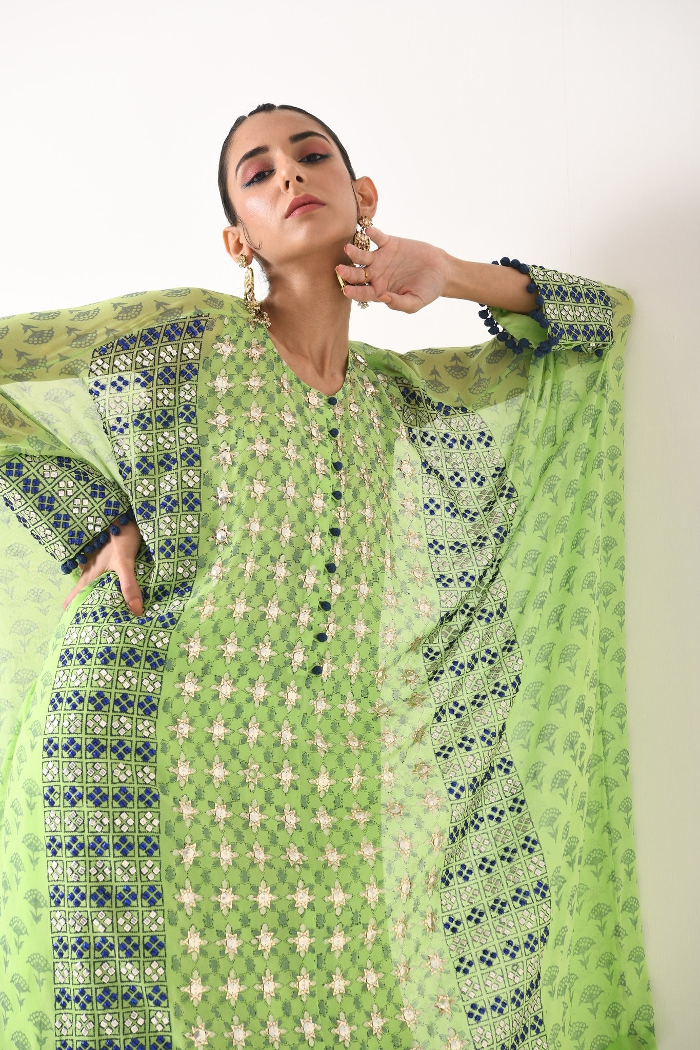 MINT STAR MOFIT CUFFED KAFTAN SET