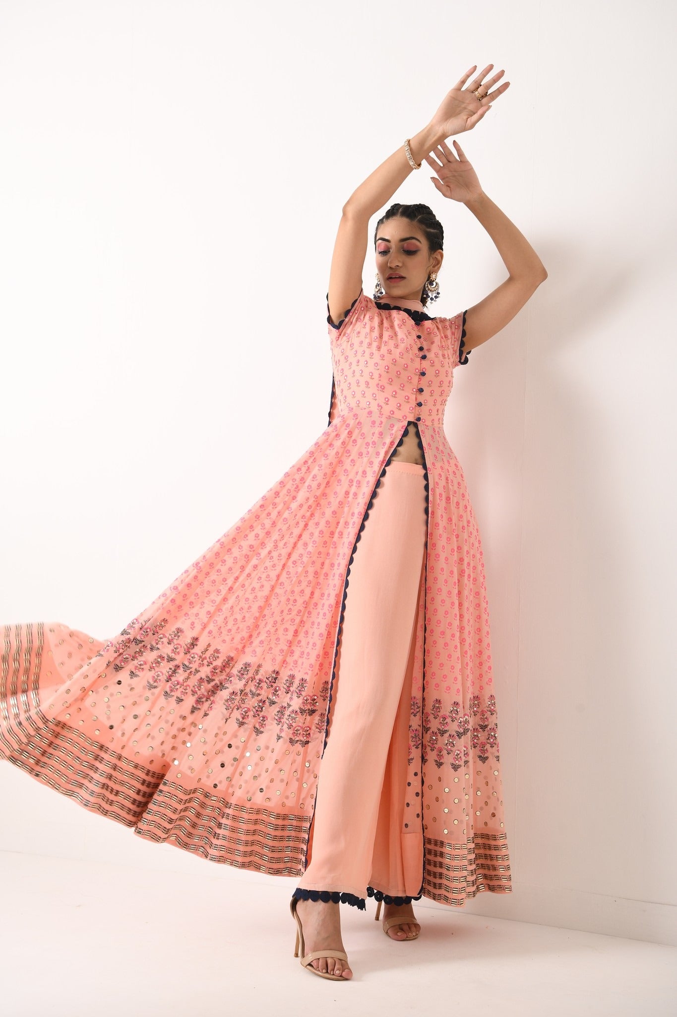 BLUSH PINK 3 BORDER FRONT OPEN ANARKALI