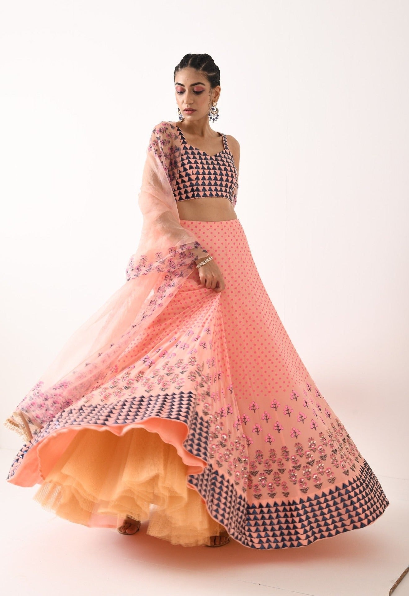 BLUSH PINK TRIANGLE MOTIF THREE BORDER LEHNGA