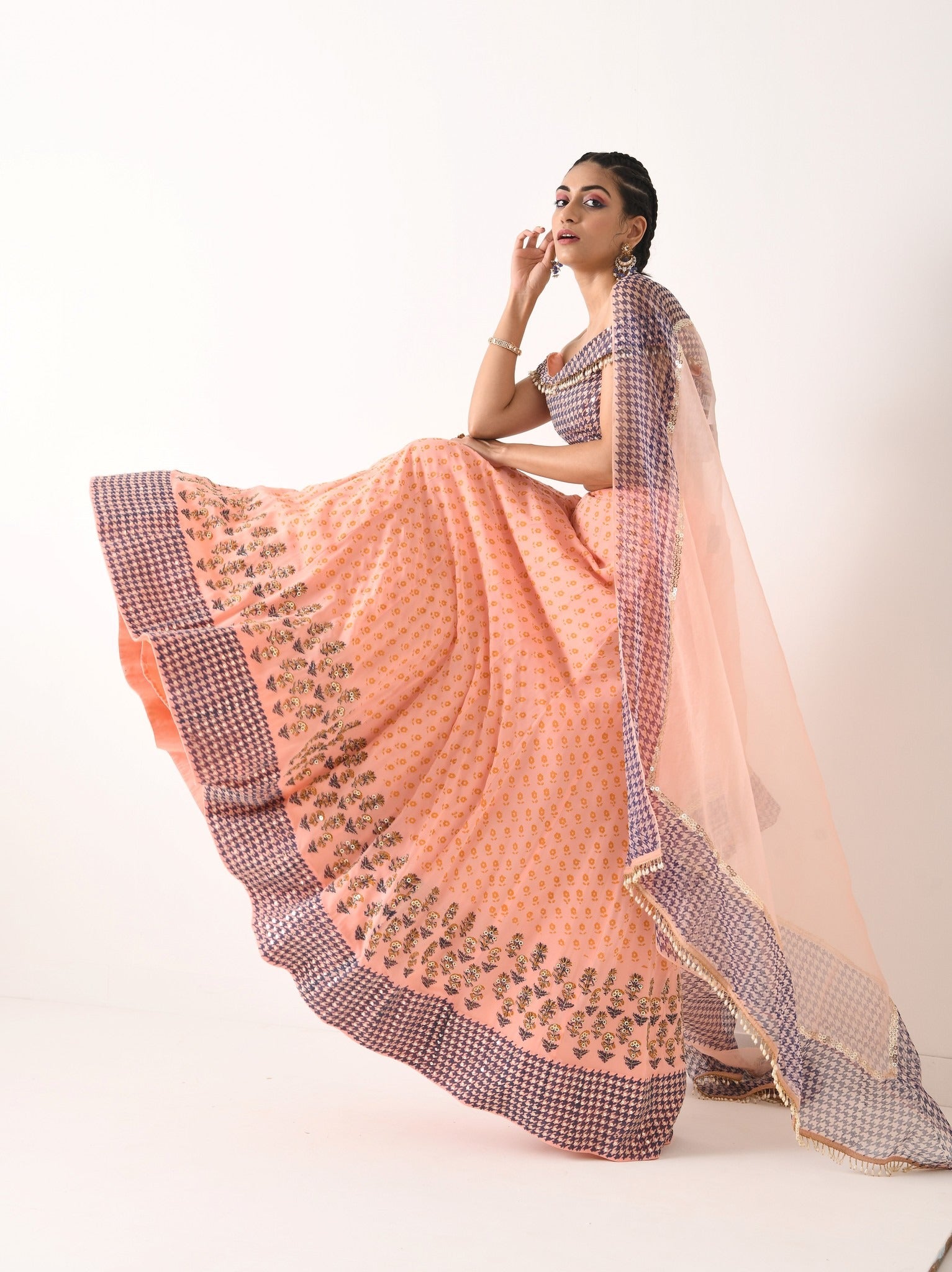 BLUSH PINK HOUNDSTOOTH LEHNGA SET